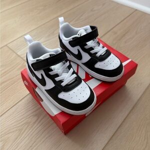 Nike Court Borough Low Toddler Black and White Sneakers